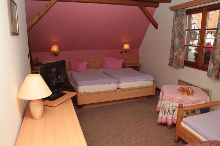 Hotel Et Spa Du Scharrach Scharrachbergheim-Irmstett Стая снимка